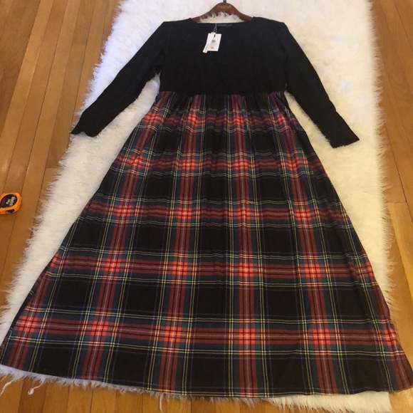 NWT Plaid Long Sleeve Full Length Maxi Dress - Picture 3 of 9